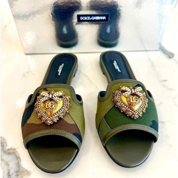 Dolce & Gabbana Embellished Camo Print Slide Sandals - Picture 2 of 7
